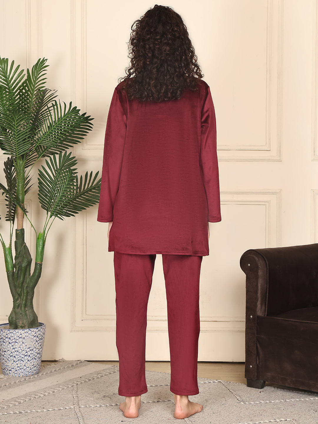 MJKAW25508A - Velour