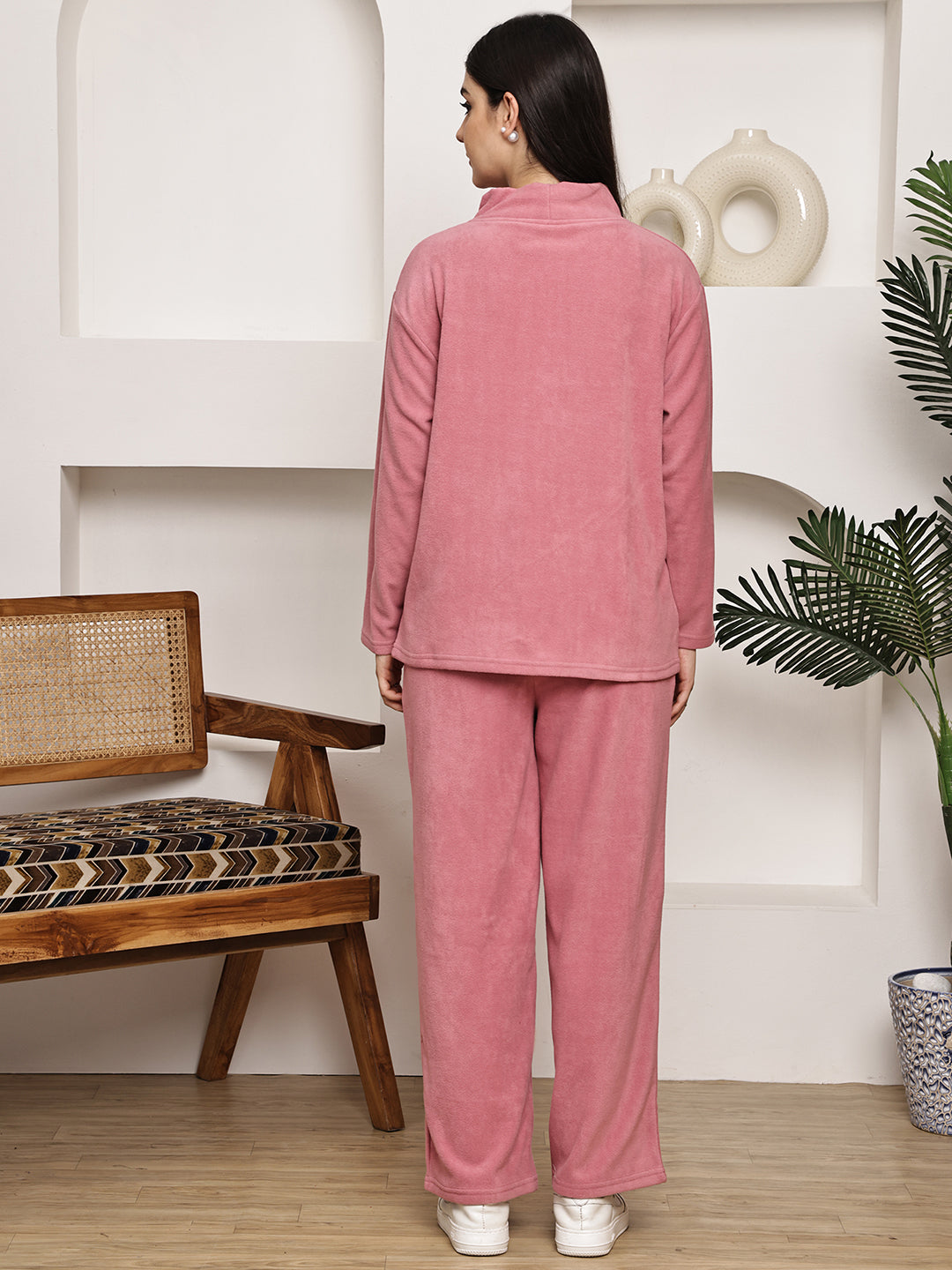 MJKAW25513A - Polar Fleece