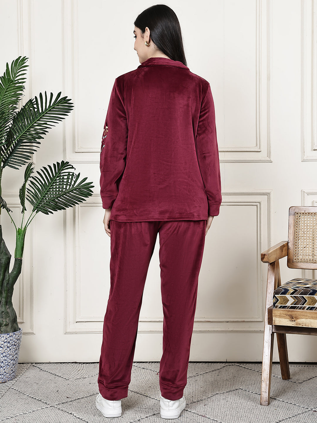 MJKAW25506A - Velour