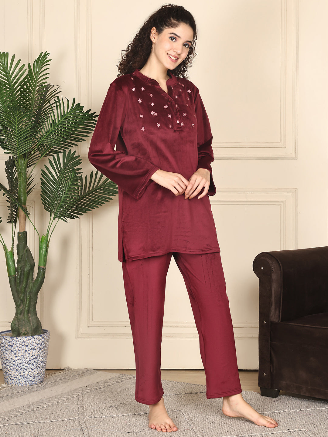 MJKAW25508A - Velour