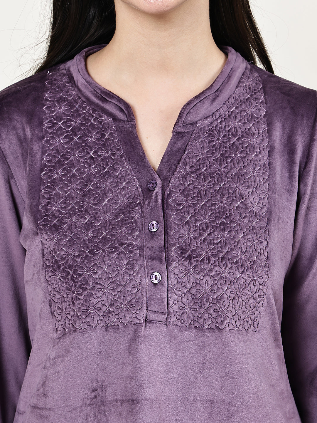 MJKAW25511A - Velour