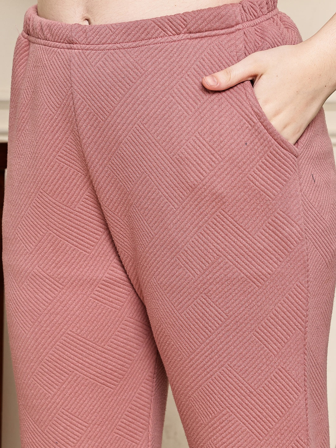 MJKAW25504A - Quilted