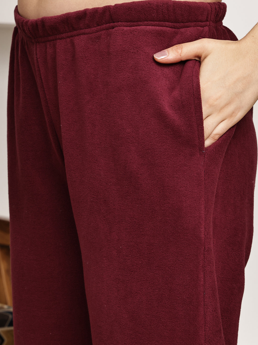 MJKAW25513E - Polar Fleece