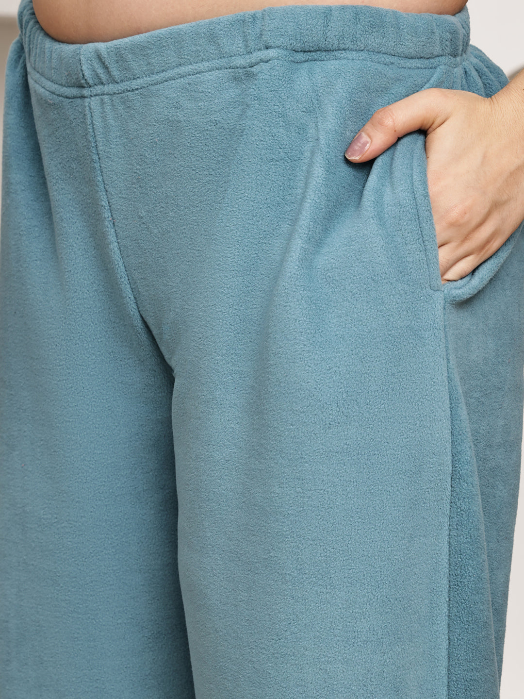 MJKAW25513B - Polar Fleece