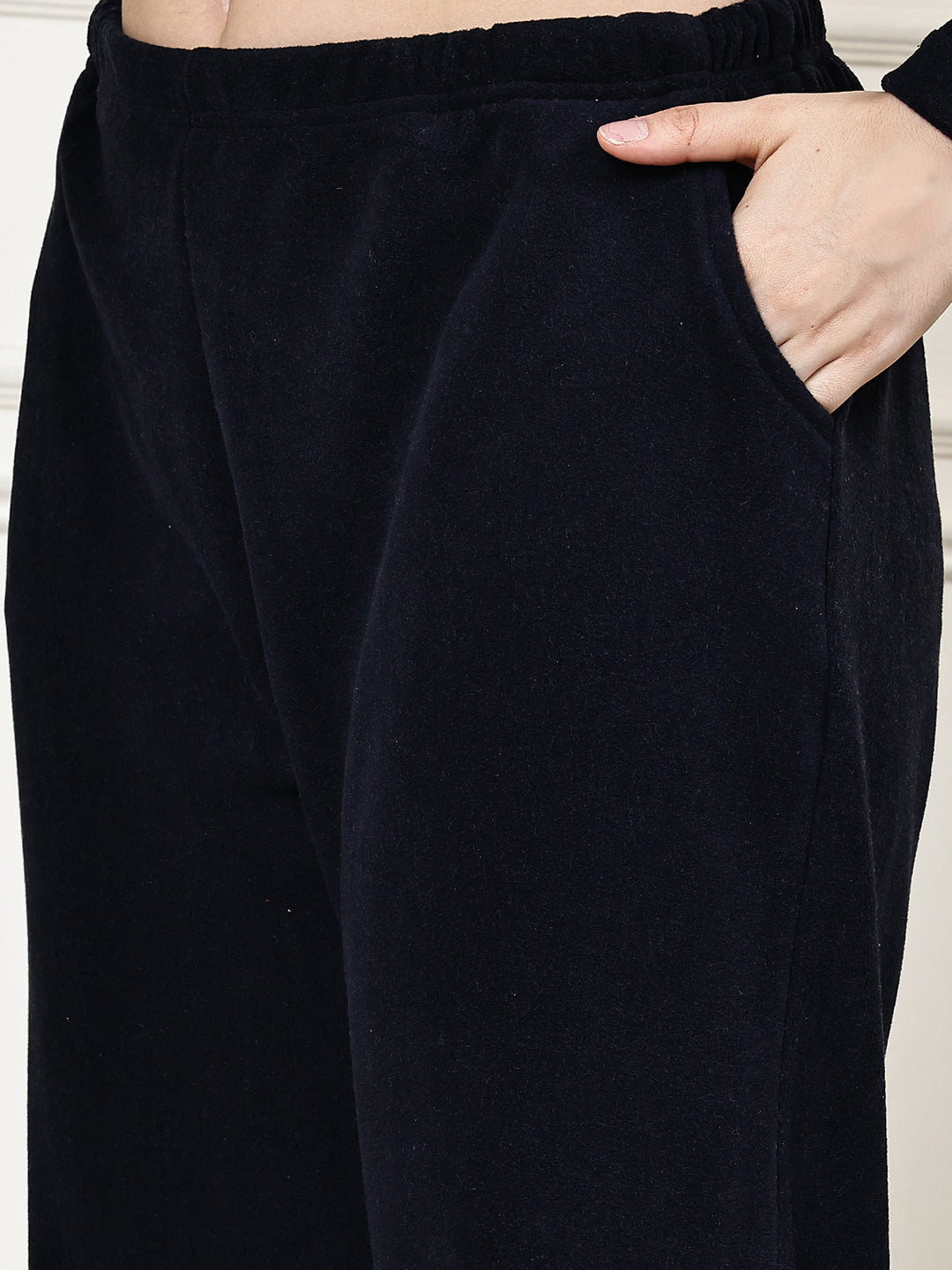 MJKAW25516B - Polar Fleece